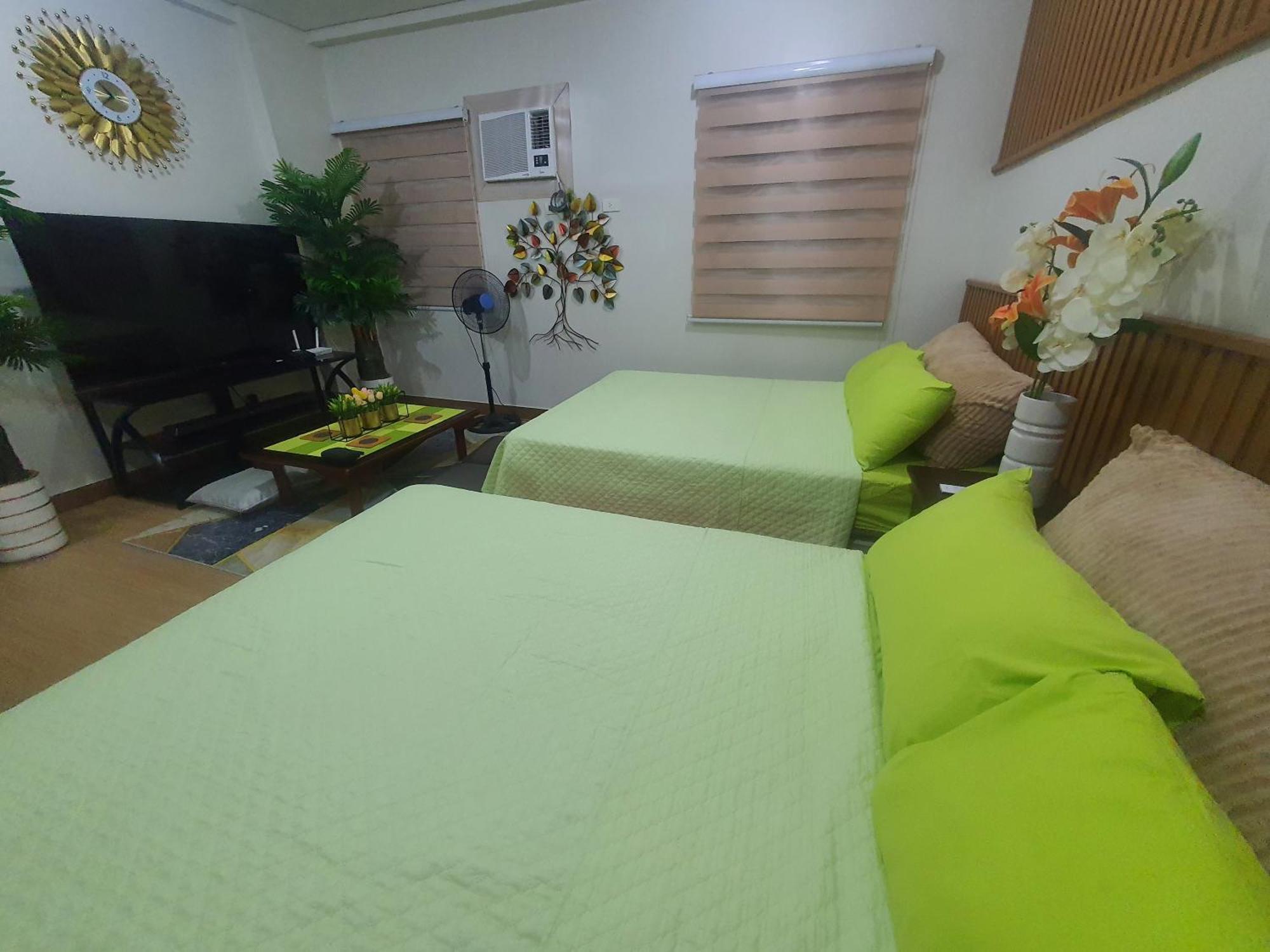 Staycation Ni Inday Trece Martires Esterno foto